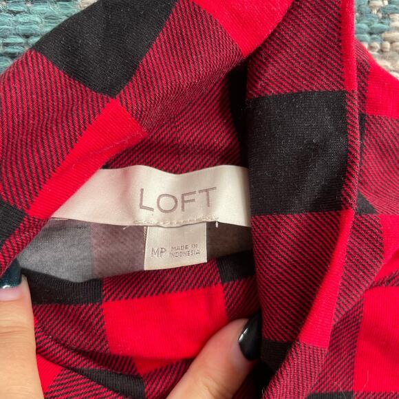 LOFT Red Black Buffalo‎ Plaid Turtleneck Long Sleeve Top - Size MP - Picture 4 of 7